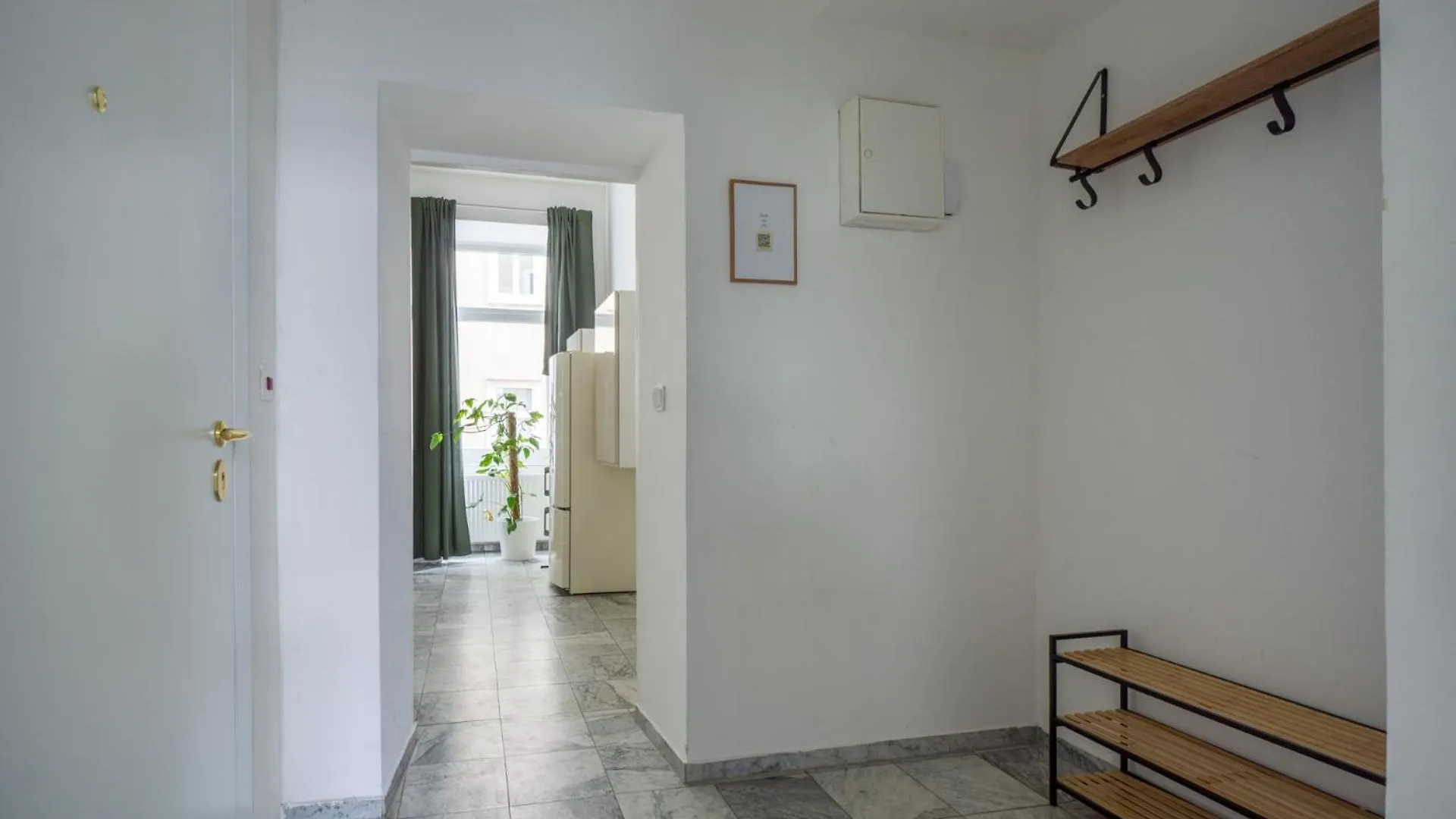 Central Apartment In Viennese Old Building  Vienna